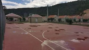 The Oasis Golf Retreat 호텔 Spanish Town