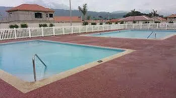 The Oasis Golf Retreat 호텔 Spanish Town 3*,  자메이카