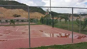 מלון Spanish Town The Oasis Golf Retreat