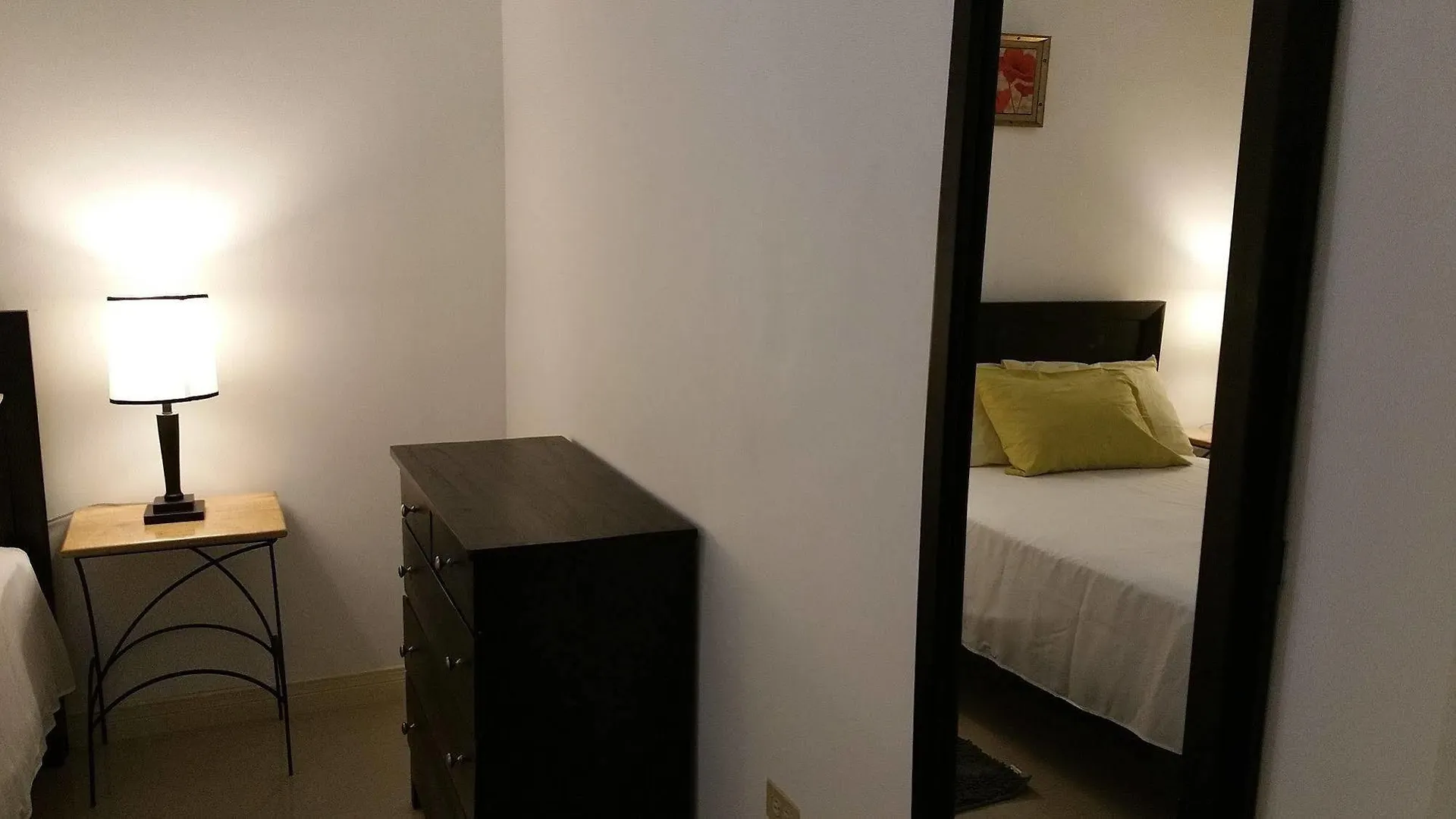 מלון Spanish Town The Oasis Golf Retreat 3*,